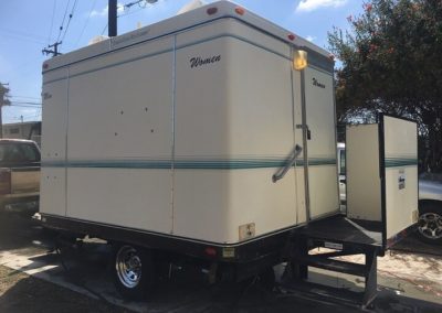 VIP trailer deluxe with 4 units